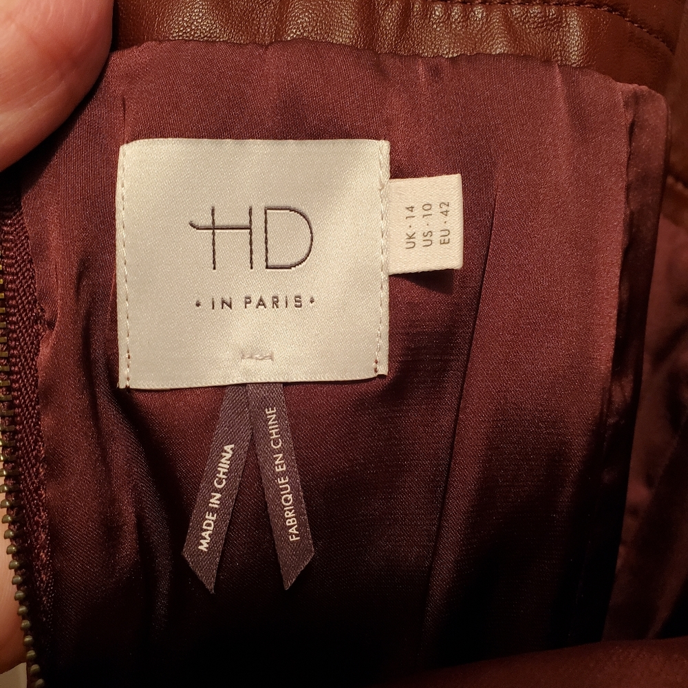 Leather-like Skirt - Picture 3 of 5